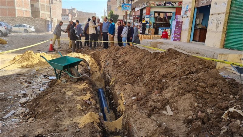 رئيس مياه سوهاج يتفقد