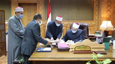 وكيل الأزهر يعتمد نتيجة الدور الثاني لشهادات القراءات