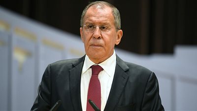 الخارجية الروسية: مناقشة مشكلات الشرق الأوسط خلال زيارة لابيد لموسكو