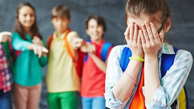 استشاري نفسي: التنمر لفظي أو إلكتروني قضية جنائية | فيديو