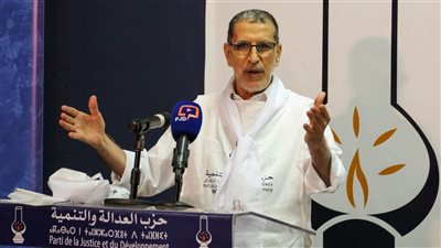 أهل الرباط يلقنون 