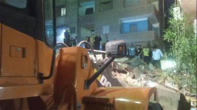 ارتفاع عدد ضحايا العقار المنهار بشبرا الخيمة إلى 4 وفيات 