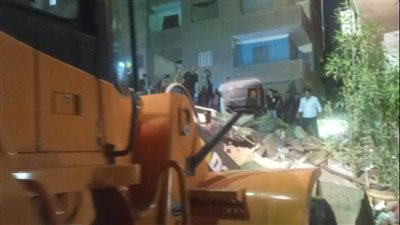 الانتهاء من رفع أنقاض عقار شبرا المنهار.. ولجنة الإنشاءات تبدأ المعاينة