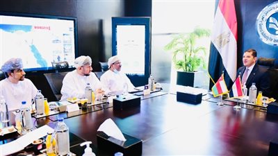 رئيس هيئة الاستثمار يلتقي رئيس غرفة تجارة وصناعة عمان