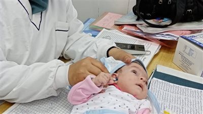 فحص 14 ألف طفل حديث الولادة خلال أغسطس الماضي بالمنيا