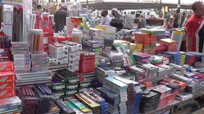 تخفيضات كبيرة بمعرض الجيزة للأدوات المدرسية حتى الخميس المقبل 