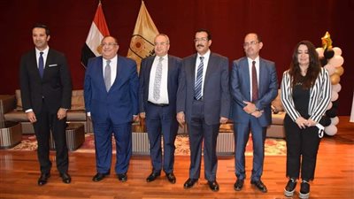 تربية حلوان تحتفل بتخريج دفعة جديدة.. وتعيين الـ5 الأوائل بمدارس سمارت سيتى الدولية كل عام 