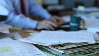 التحقيق في واقعة تعدي عم طالبة علي معلم بمدرسة في الدقهلية 