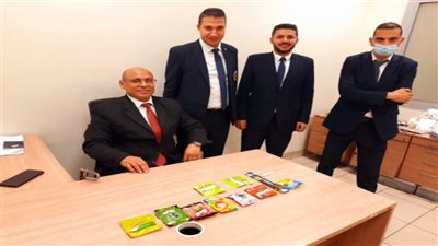 كان مطمئنًا من عدم اكتشافه.. ضبط حلوى مطعمة بالماريجوانا بحوزة راكب عربي بمطار القاهرة