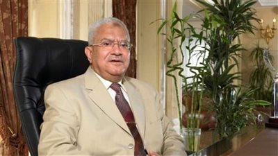 المدير التنفيذي لمركز تحديث الصناعة ناعيا «محمود العربي»: يشهد الجميع بريادته في التجارة