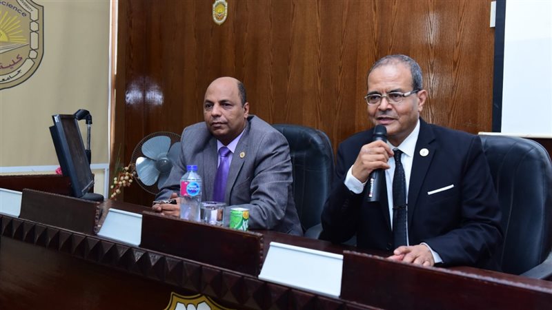 7 كليات بجامعة سوهاج
