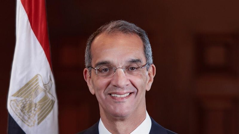 وزير الإتصالات وتكنولوجيا