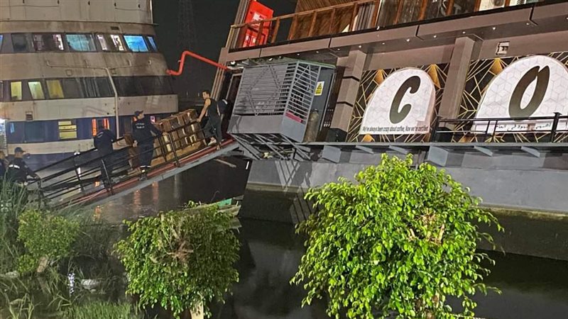 جنوح مطعم عائم بنيل