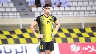 رسميا.. المصري يضم الفلسطيني محمد بلح