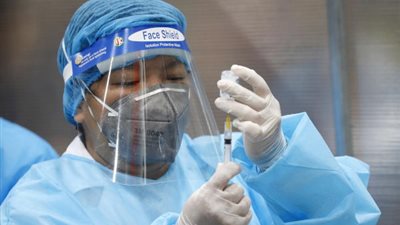 موديرنا تطور لقاحا بجرعة واحدة يستهدف كورونا والأنفلونزا معا