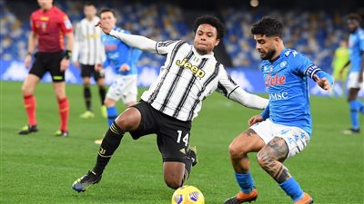 التشكيل الرسمي لموقعة نابولي ويوفنتوس في الدوري الإيطالي