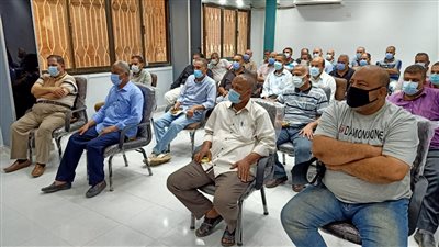 وكيل الصحة بالشرقية يجتمع بمراقبي ومفتشي الأغذية لمناقشة خطة العمل بالمحافظة 