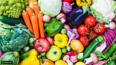 الفراولة تسجل 11 جنيها والطماطم بـ 6.. أسعار الخضروات والفاكهة اليوم | فيديو 