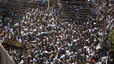 وداع يا شهبندر.. ميكانيكي يطلق أغنية رثاء لمحمود العربى بالمنوفية | فيديو