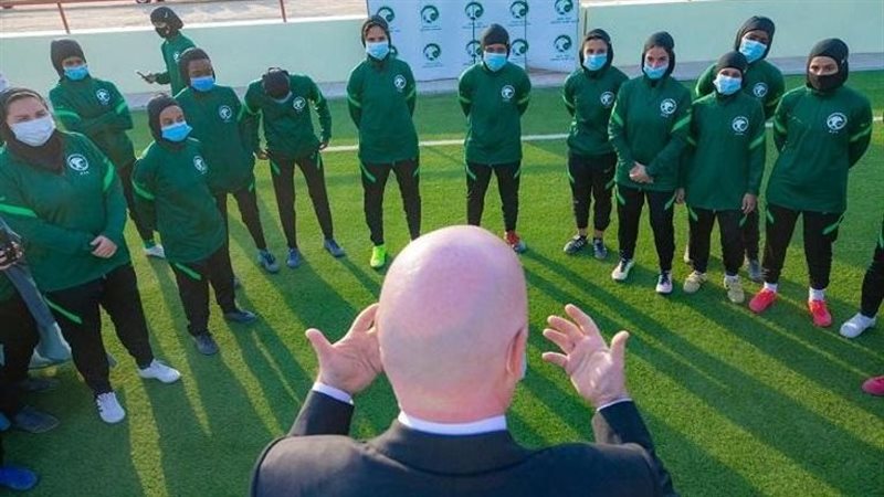 السعودية تدعم الكرة