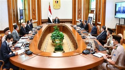  بسام راضي: السيسي يوجه بمراعاة خروج تجهيزات المتحف المصري الكبير على أكمل وجه وأعلي مستوى.. التدقيق في كافة التفاصيل ذات الصلة بالعرض المتحفي على نحو يبرز تفرد وعراقة الحضارة المصرية القديمة