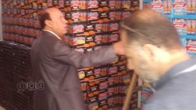 ضبط 120 ألف عبوة شعرية سريعة التحضير غير صالحة للاستهلاك بمصنع في طنطا|صور