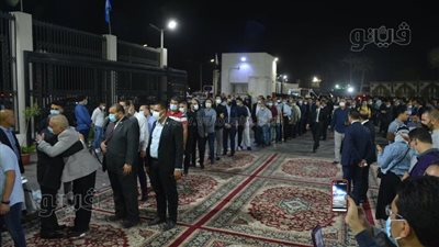 طوابير الحضور في عزاء محمود العربي بقليوب| فيديو وصور