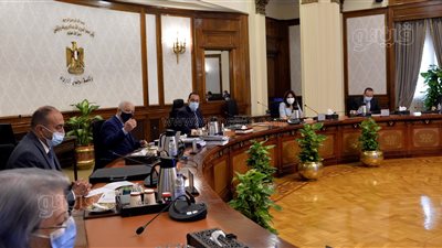 الحكومة تناقش ملف تطوير مناهج رياض الأطفال والمرحلة الابتدائية حتى الصف الرابع الابتدائي