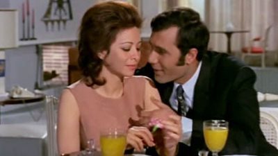 منها نكسة وموت رئيس ومخرج.. 5 كوارث تسببت في تأجيل 