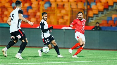 علاء إبراهيم: دوافع الأهلي أكبر للفوز بالسوبر.. ولا أتوقع مشاركة الصفقات الجديدة