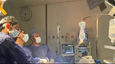 لأول مرة.. استئصال «الغدة التيموسية» بالمنظار الجراحي بالتأمين الصحي الشامل