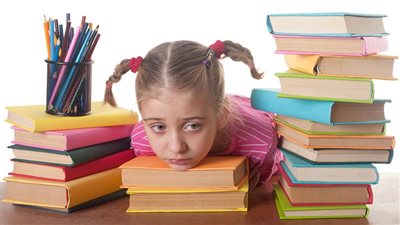 التعليم: حظر تكليف تلاميذ رياض الأطفال بالواجبات المنزلية بالعام الدراسي الجديد