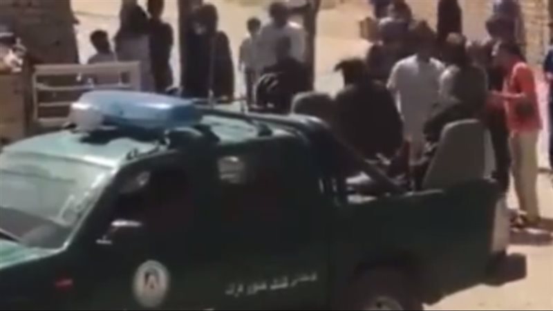 عناصر طالبان ينقضون