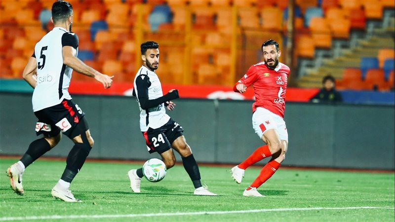 الأهلي وطلائع الجيش