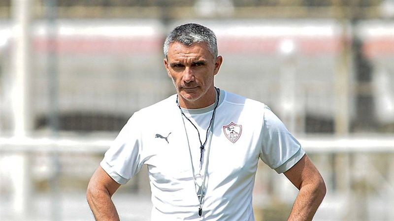 كارتيرون المدير الفني