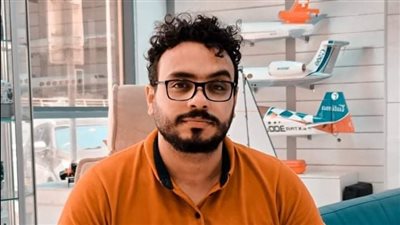 يوسف العصران في صراع مع مصطفى فهمي في الحرير المخملي