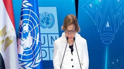 عرفت مصر أم الدنيا ليه.. رسالة مؤثرة من ممثل برنامج الأمم المتحدة الإنمائي أمام السيسي | فيديو