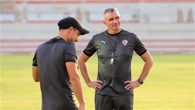 مفاجأة.. كارتيرون يطلب إعارة نجم الزمالك