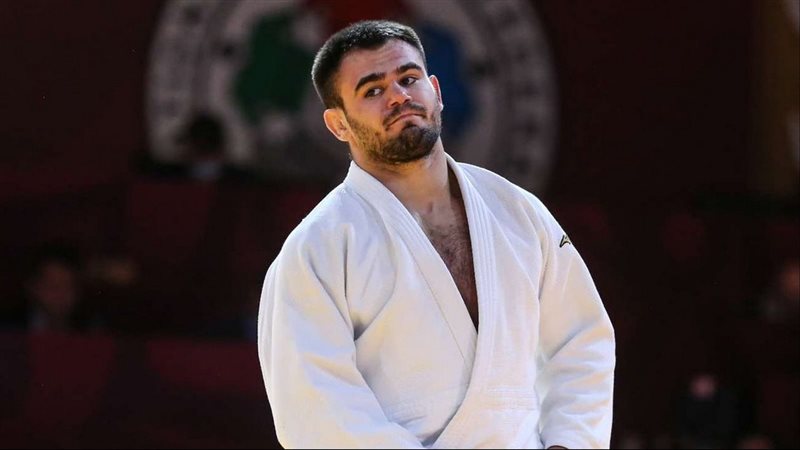 لاعب الجودو الجزائري