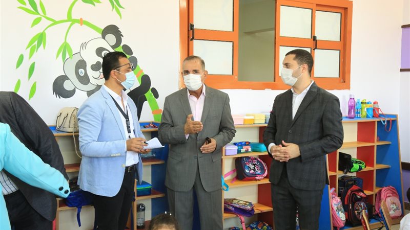 بدء الدراسه بمدارس