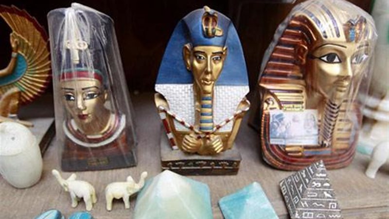 آثار فرعونية مقلدة