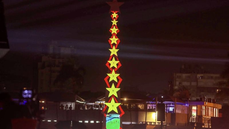 برج أيقوني في احتفالية