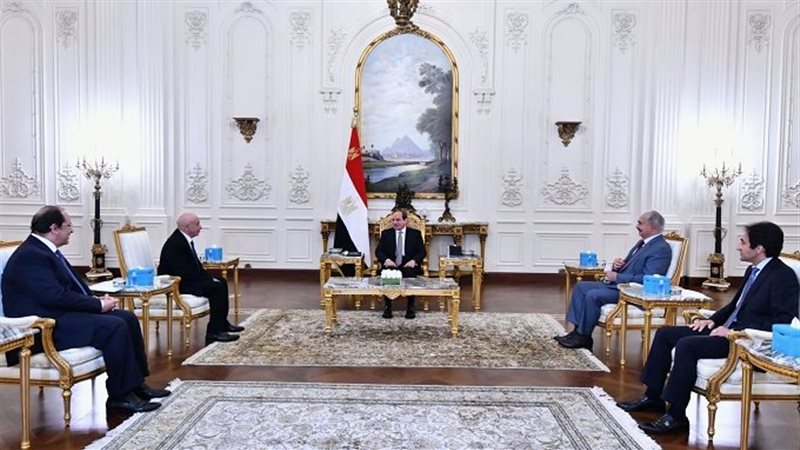 السيسي خلال استقبال
