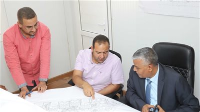 مساعد وزير التعليم العالي يتفقد منشآت جامعة جنوب الوادي الأهلية |صور