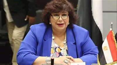 وزيرة الثقافة تحتفي بالدفعة الأولى من 