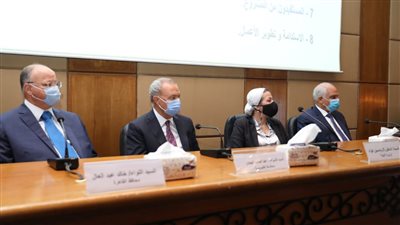 وزيرة البيئة تشهد توقيع اتفاقية إدارة تلوث الهواء وتغير المناخ في القاهرة الكبرى | صور