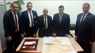 إحباط تهريب 10500 قرص مخدر بحوزة راكب بمطار القاهرة