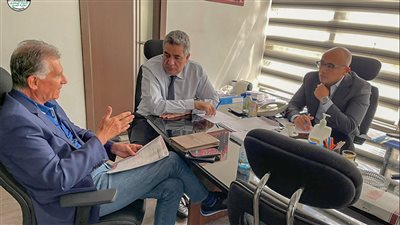 أحمد مجاهد يستقبل كيروش قبل المؤتمر الصحفي 