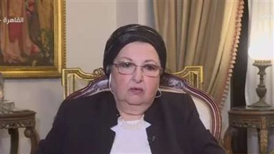 عضو لجنة الفيروسات: أنصح المواطنين بتناول أى تطعيم.. واللقاحات كلها زى بعضها | حوار