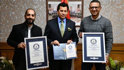 وزير الرياضة يكرم مغامر مصري بعد تسجيله رقمين في موسوعة جينيس 